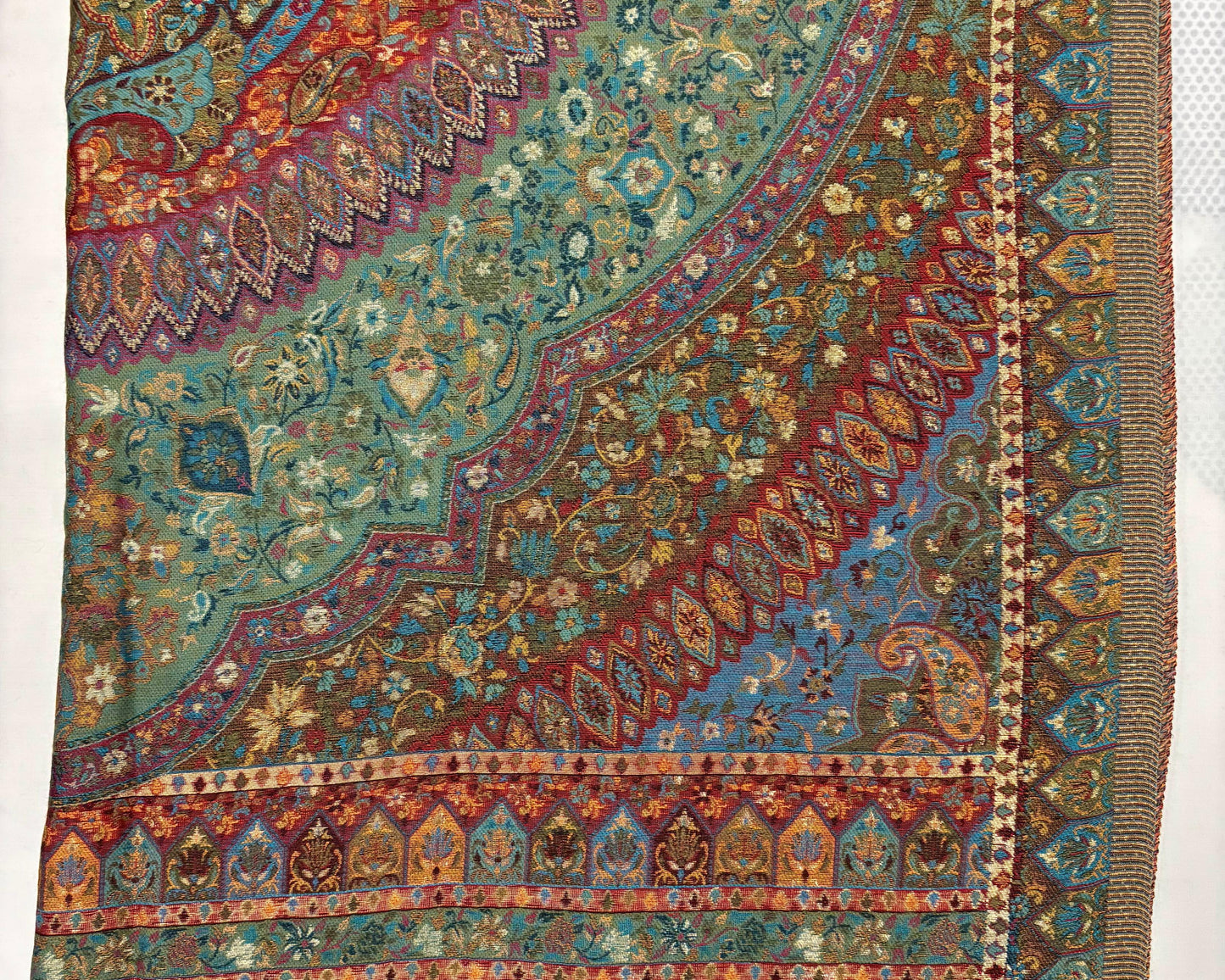 Luxury Kashmiri Kani Silk Zari Pashmina Stole. Floral border