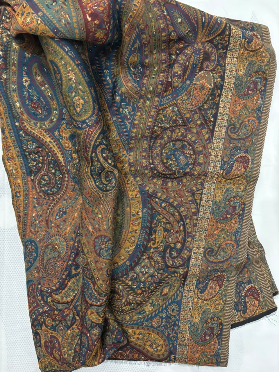 Kani Silk Kashmiri Shawl-Multicolour Paisley